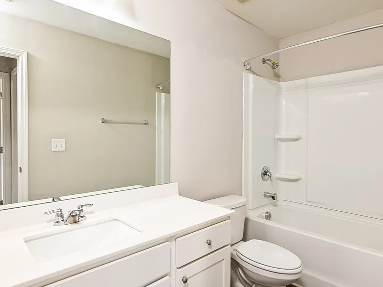 941 Feldman Chase — Photo 15
