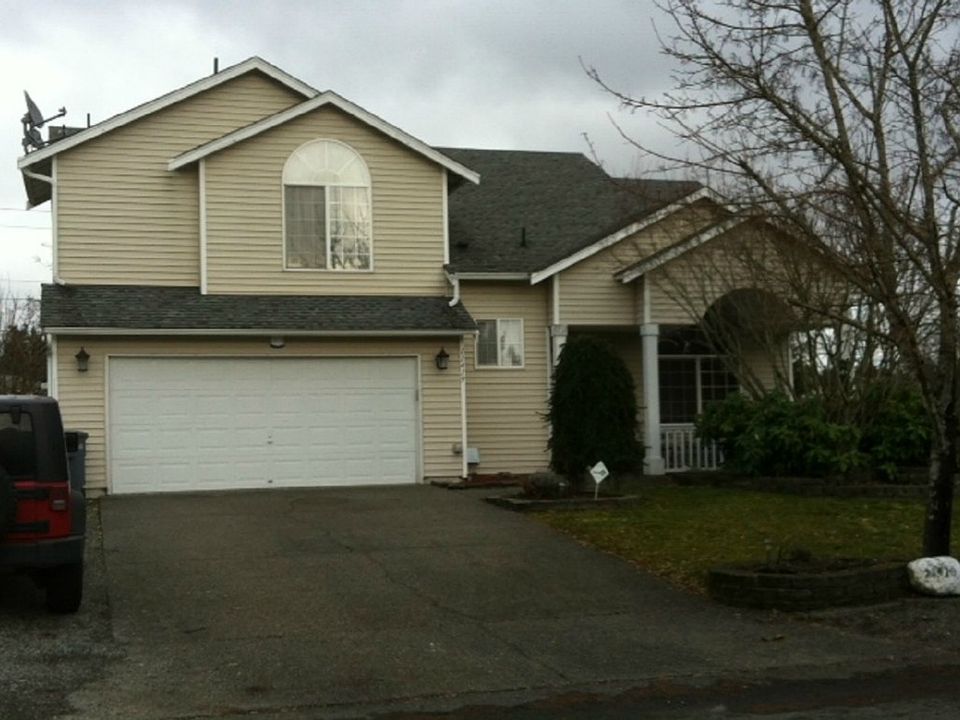 1st image of 11419 221st Ave E