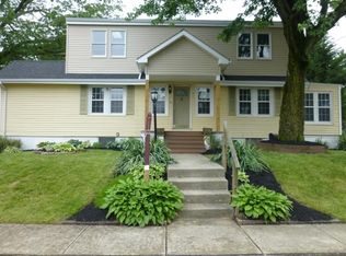 460 Springdale Ave, Hatboro, PA 19040