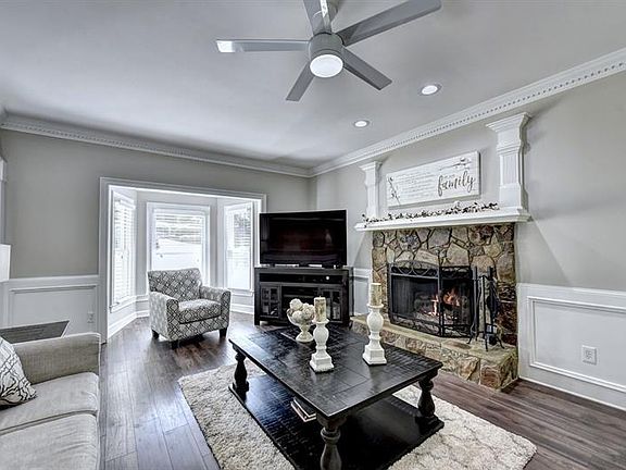 5th image of 745 Tuckahoe Trl