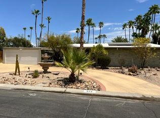 814 N Topaz Cir, Palm Springs, CA 92262