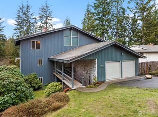 1560 Weathervane Dr, Fircrest, WA 98466