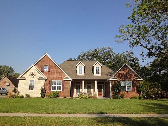 1st image of 609 Heritage Oaks Dr