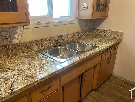 3 bed, 1542 sqft, $2,338 — Photo 2