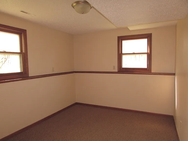 3526 Elm Ave — Photo 12