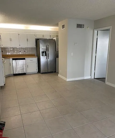 204 Foxtail Dr #F2 — Photo 9