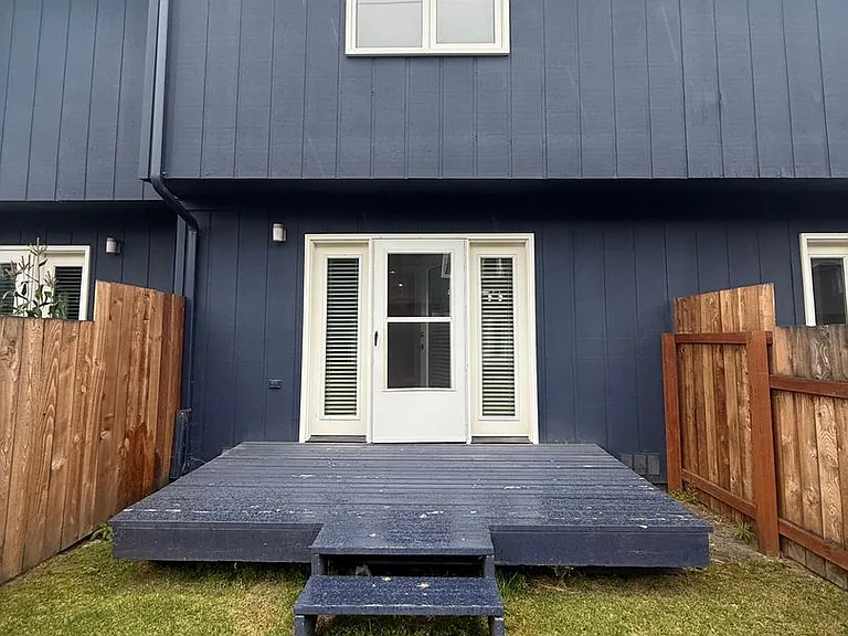 2805 Cowles St #3 — Photo 14