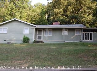 916 W Clinton Dr, Fayetteville, AR 72701