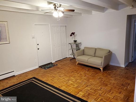 5th image of 100 E Glenolden Ave APT E12