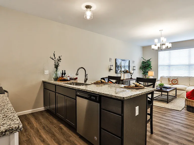 Creekside Landing — Photo 14