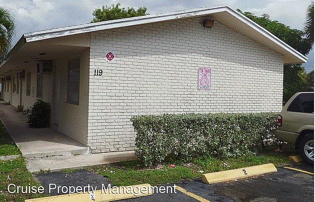 1st image of 119 NE 5th St APT 1
