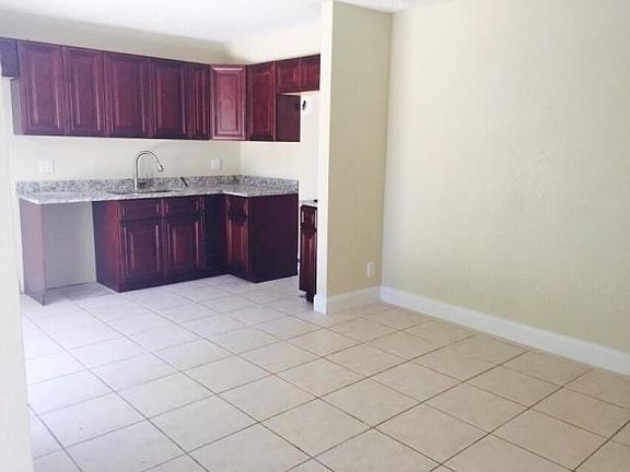 4th image of 1624 Forest Lakes Cir APT B