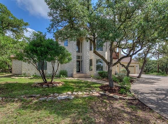 3rd image of 302 N Canyonwood Dr