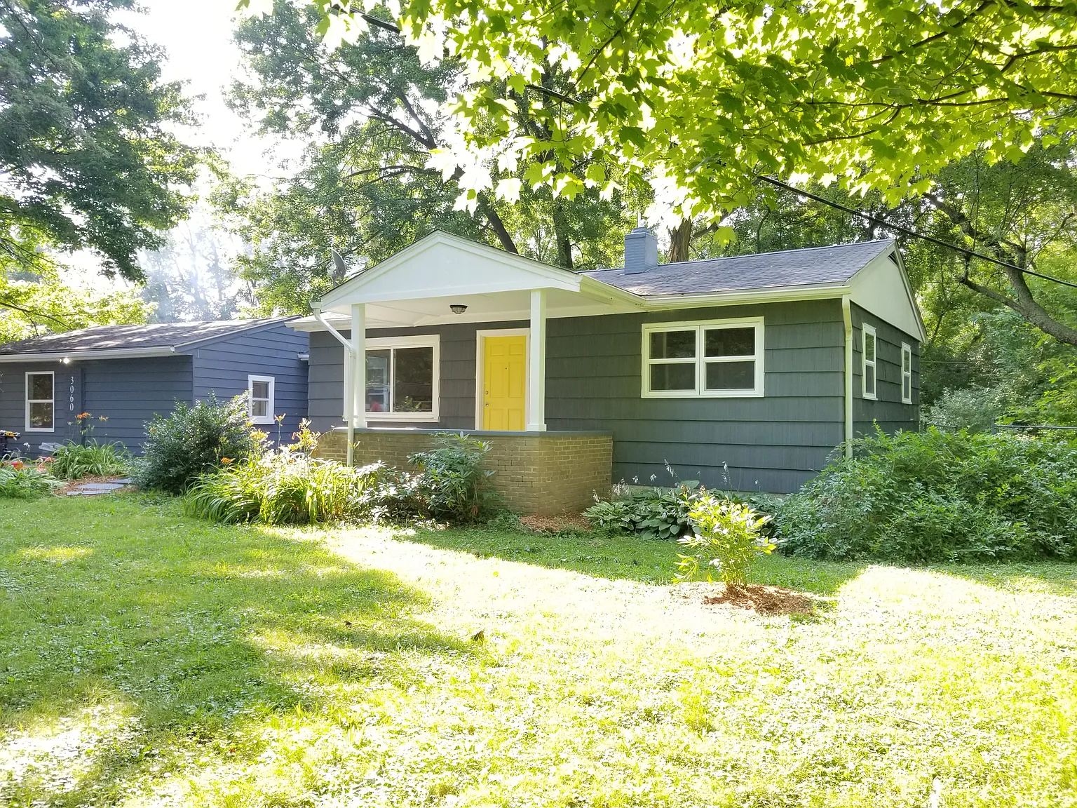 3060 Redwood Ave photo 1