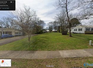3301 Archer Dr SW, Huntsville, AL 35805