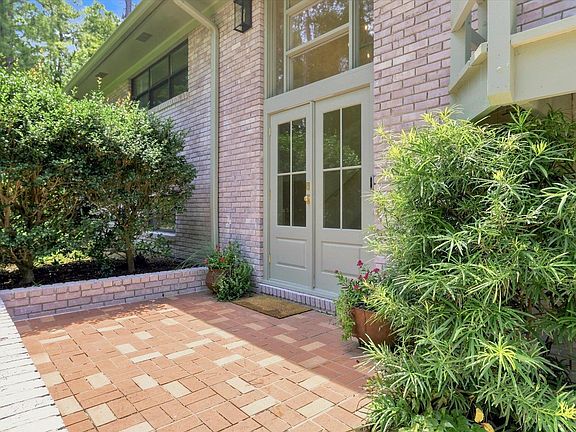 2nd image of 6754 Circle J Dr