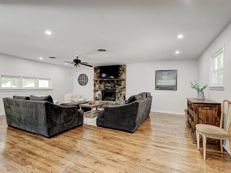 3511 Corto Ave — Photo 5