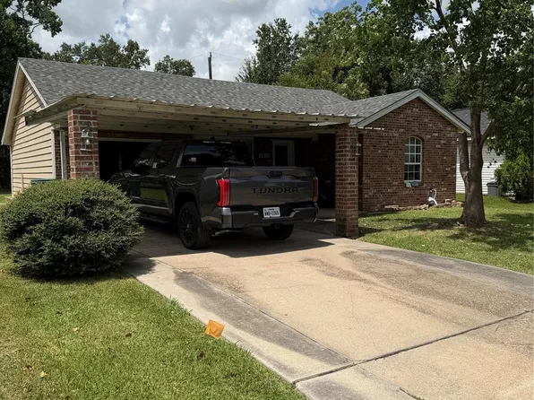 2415 Huntington Dr, Pasadena, TX 77506