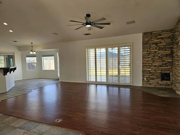 41550 Saddleback Dr — Photo 17