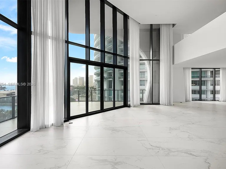 1000 Biscayne Blvd #1201 — Photo 69