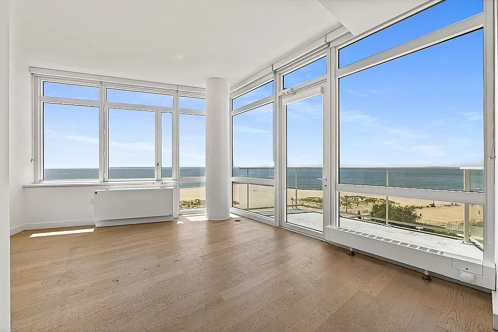 1 Ocean Dr — Photo 1