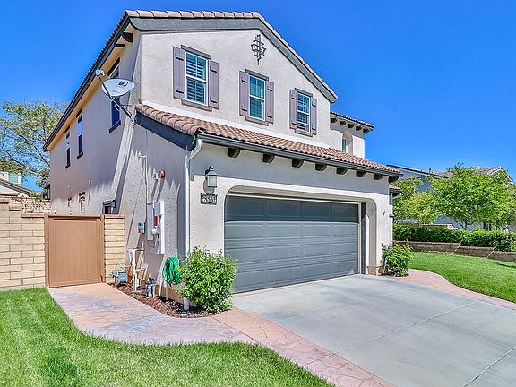 2nd image of 28551 Las Canastas Dr