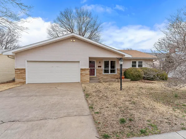 2143 E Madison Street, Springfield, MO 65802