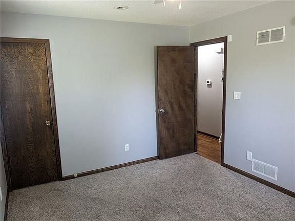 4th image of 11914 Felton St