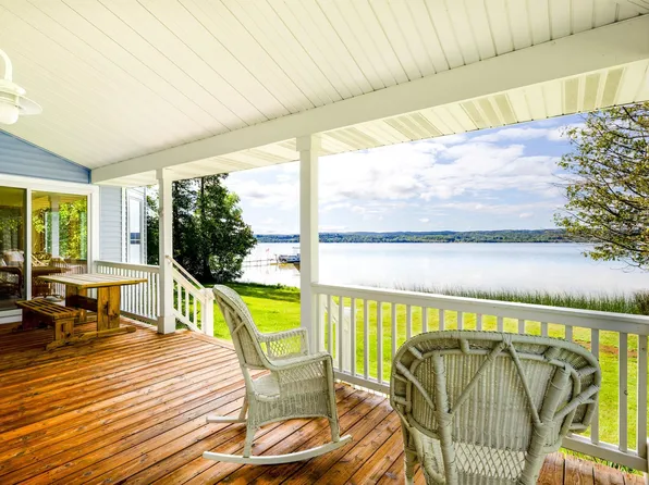 3011 Herron Rd, Frankfort, MI 49635