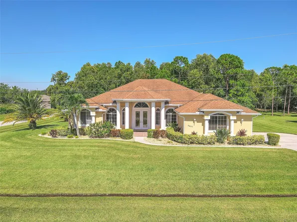 6856 NW Hogate Circle, Port St Lucie, FL 34983