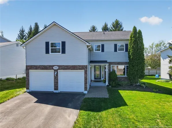 150 Tamarack Ter, Moncton, NB E1A 5R2