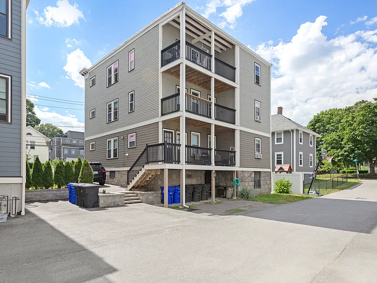 8 Hallet St #3 — Photo 25
