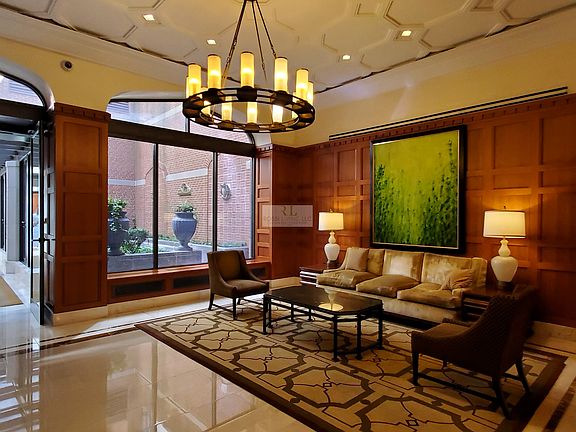 5th image of 205 E 85th St APT 15M