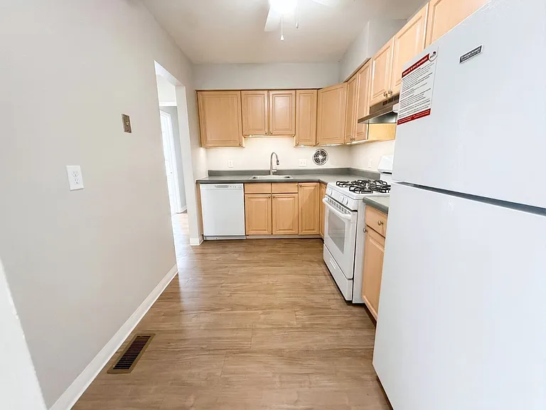 EastPointe — Photo 113