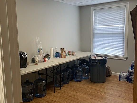 3rd image of 565 Turnpike St Suite 77
