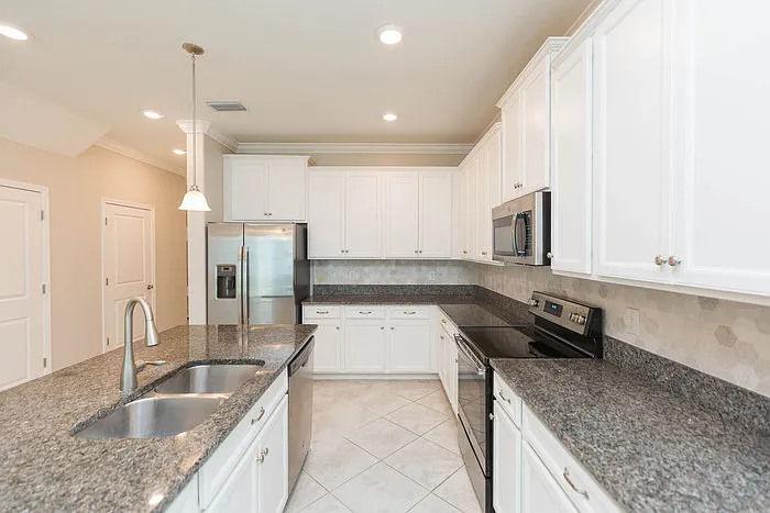 18676 Noble Caspian Dr — Photo 9