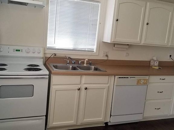 2nd image of 8100 Foothill Blvd #C