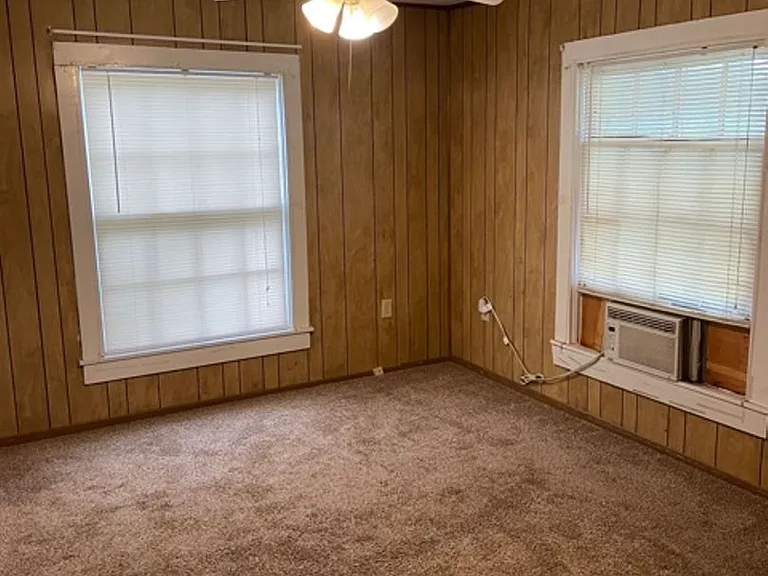 1534 Lytle Acres Dr — Photo 5
