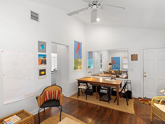 4th image of 811 United St #8113