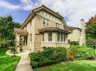 1137 Linden Ave, Oak Park, IL 60302