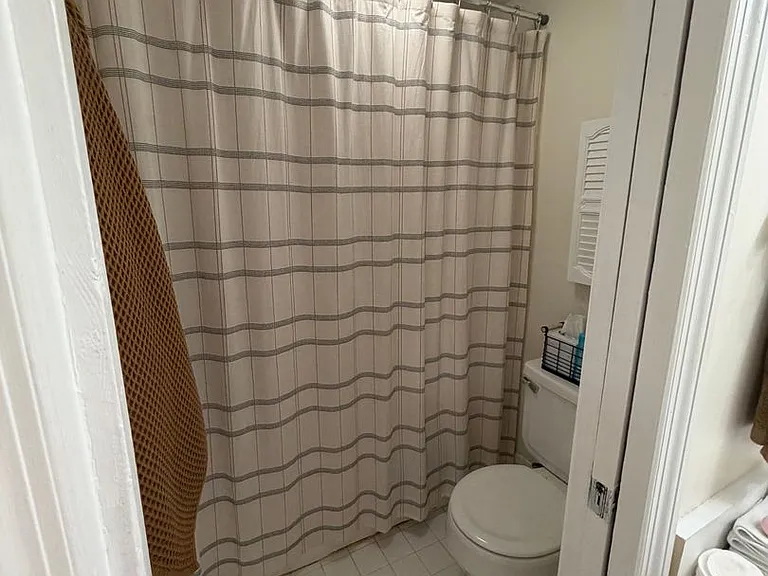 Large Studio Condo Downtown Walking Distance to the Florida State Capitol — Photo 45