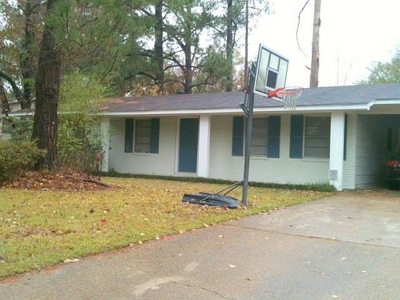 Move in ready, great location!