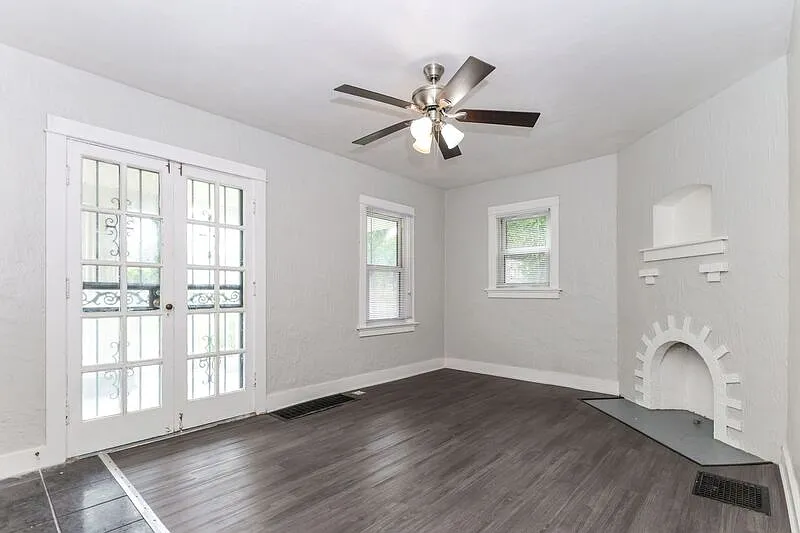 2 bed, 1.0 bath, $795 — Photo 4