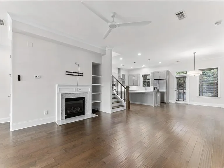 1394 Doublegate Dr — Photo 4