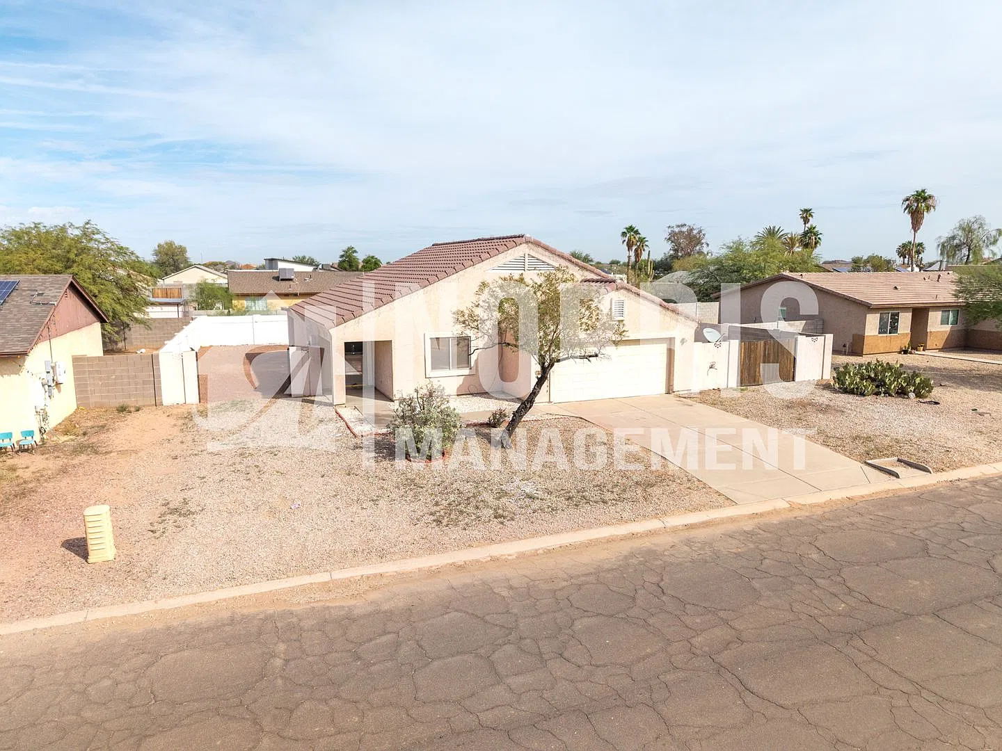 Fresh Home in Arizona City — Photo 4
