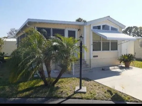 9 Pearl Dr #9-P, Naples, FL 34114