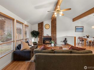 13405 SE 56th Pl, Bellevue, WA 98006