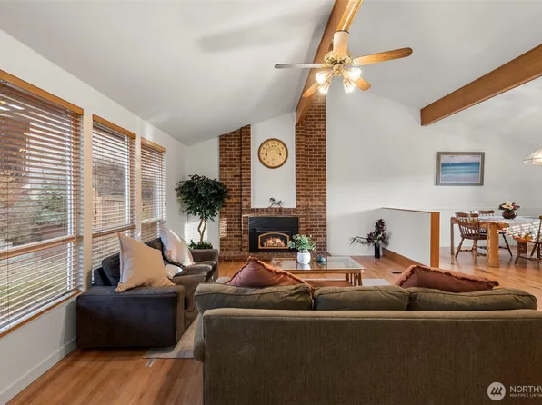 13405 SE 56th Pl, Bellevue, WA 98006