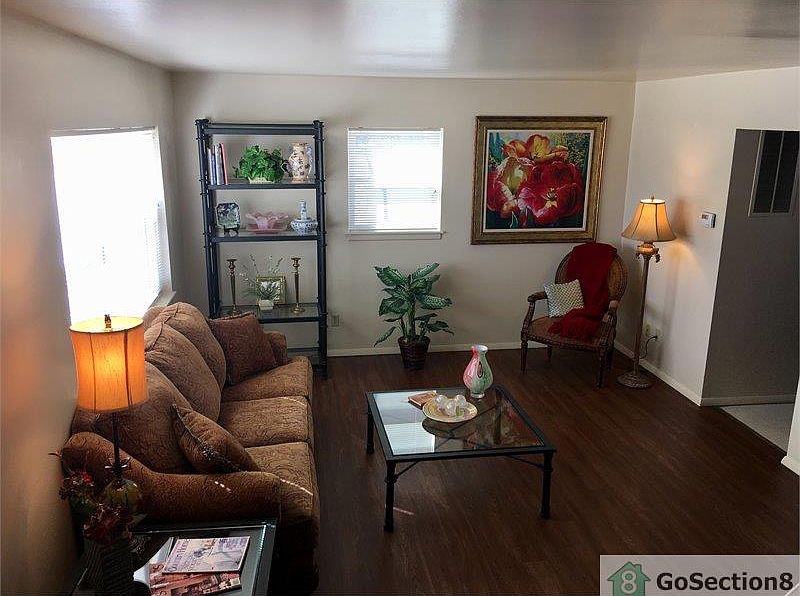 1124 Falcon Dr Rantoul, IL Zillow