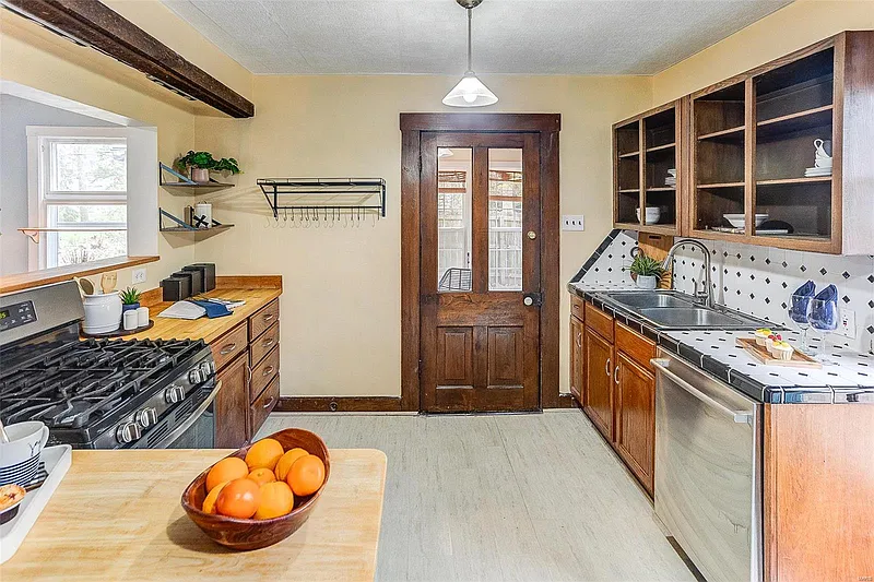 Thumbnail 15
